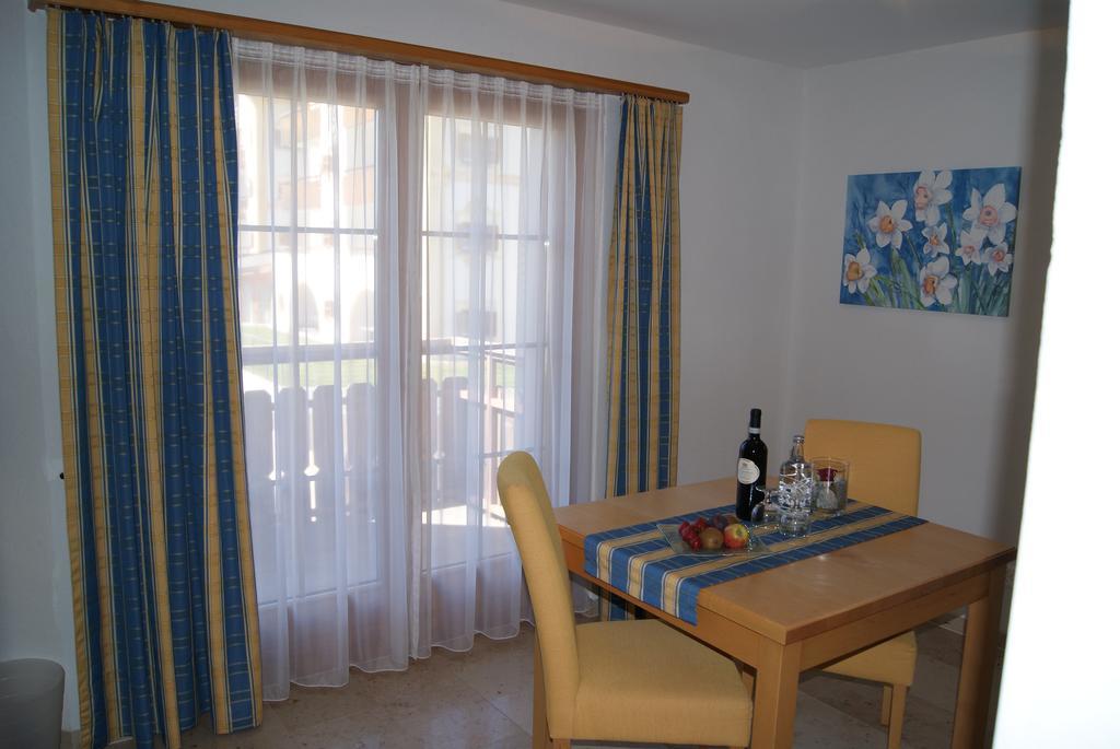 Ferienwohnungen Hotel Allegra زوز المظهر الخارجي الصورة